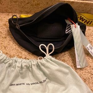 Flawless off-white fannypack